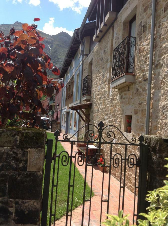 Apartmán Casa De La Tila Arenas De Cabrales Exteriér fotografie